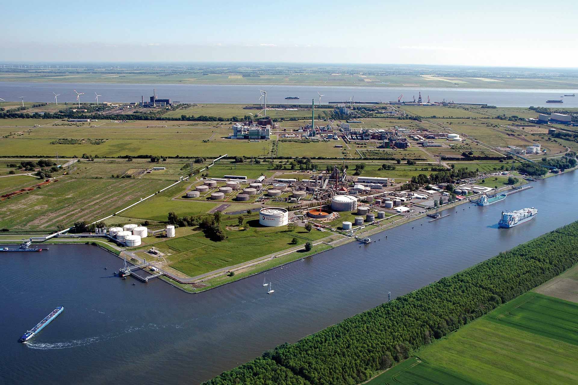 19 chemical companies are situated at ChemCoast Park Brunsbüttel