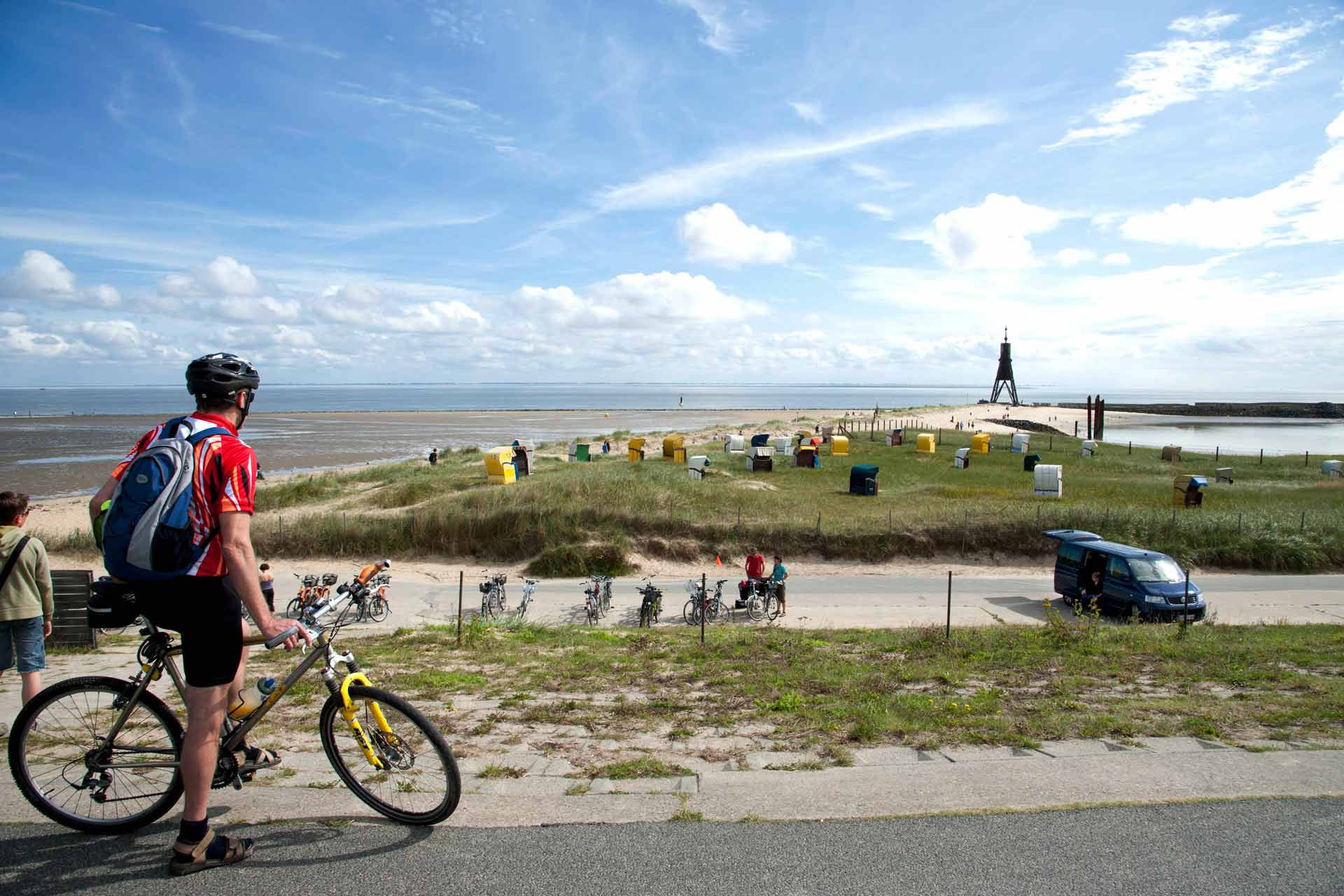 The sea is always close: beach in Cuxhaven